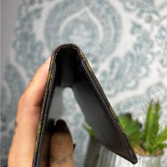 Authentic Vintage Louis Vuitton Monogram Card Holder mini address book - Picture 10 of 16